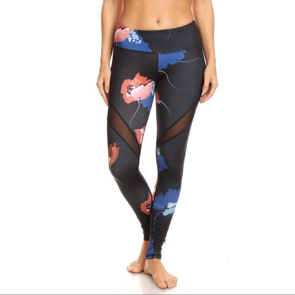 NWT The Free Yoga Pant